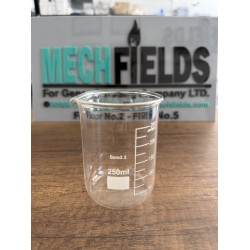Beaker, 250ml, Low Form Graduated Measuring with Spout - 3.3 Borosilicate Glass - China